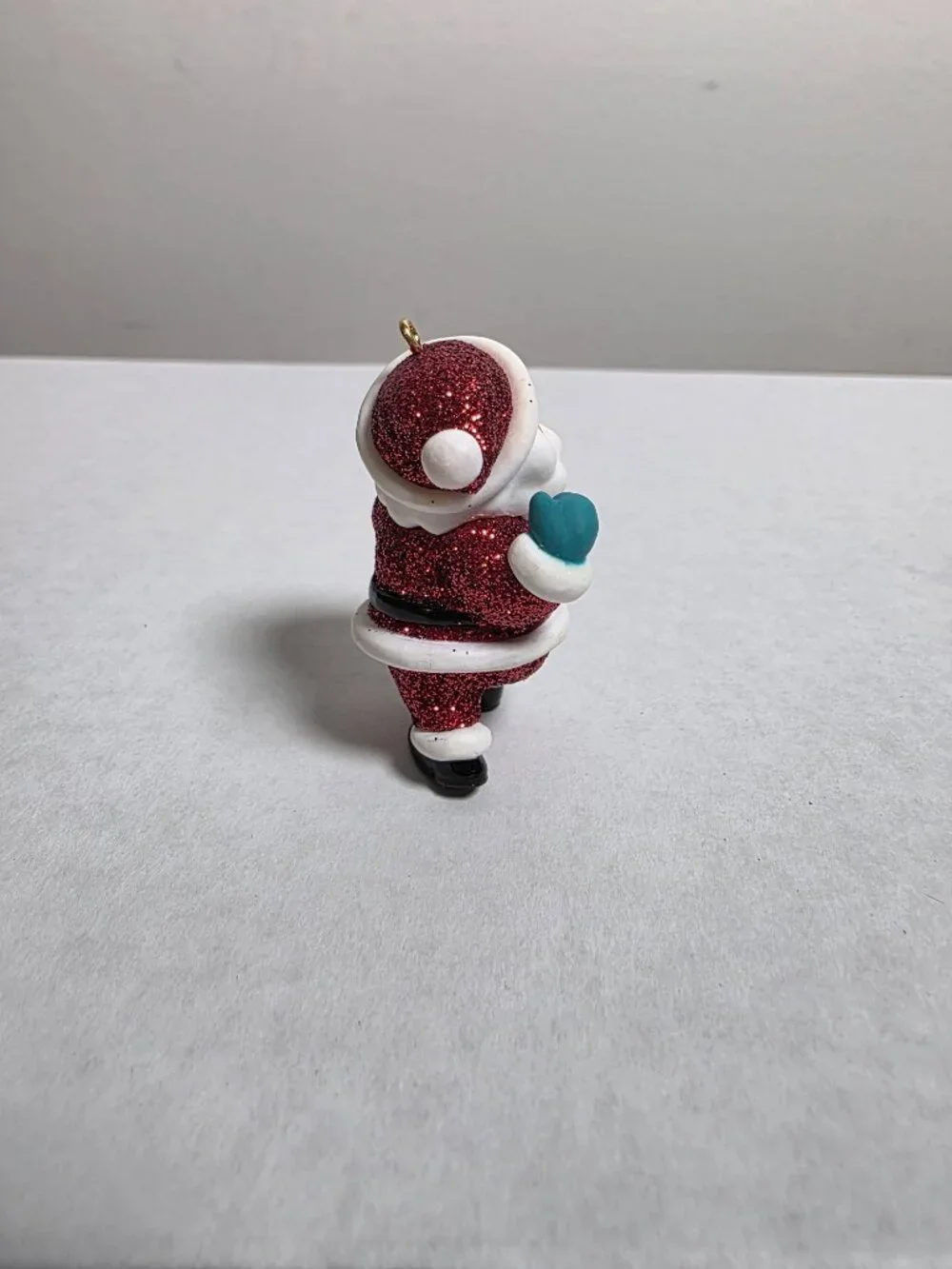 Shake It, Santa! 2005 Hallmark Keepsake Ornament Red Glitter Suit READ